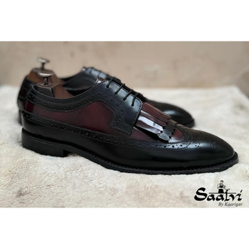 Wingtip Brouges Fringe Black