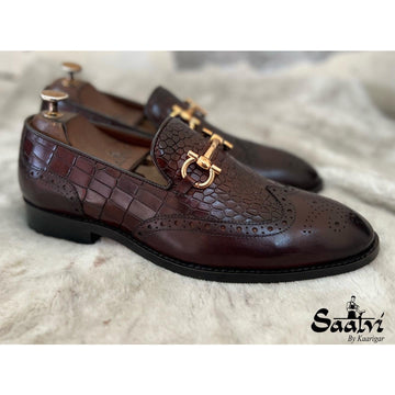 Wingcap Loafers With Metal Trim Brown