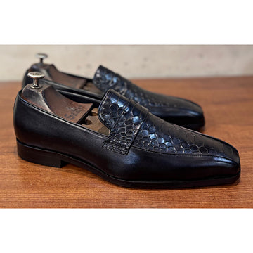 Python Embossed Leather Black-T