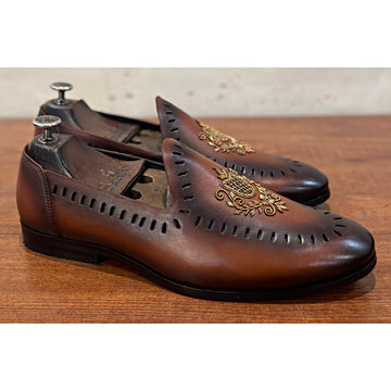 Maharaja Emblem Slip-ons Tan